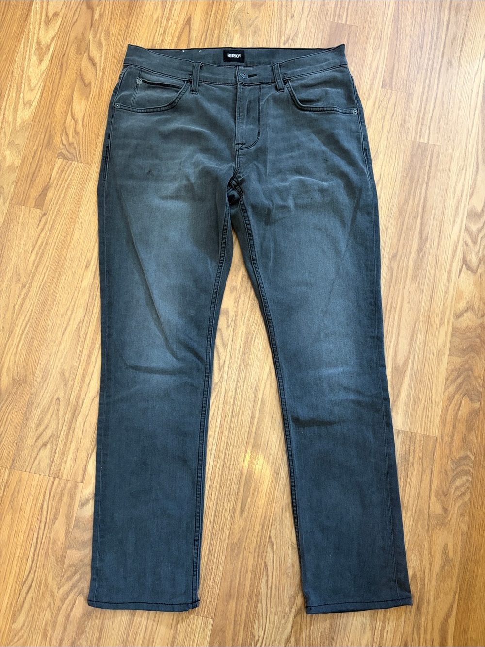 Hudson Blake Jeans Straight Leg Jeans in Charcoal Size 32